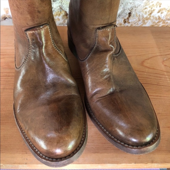 Brown leather boots - Picture 3 of 4